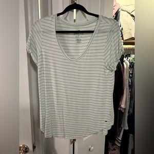 American Eagle size large shirts